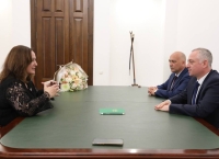 Бадра Гунба встретился с оперной певицей Алисой Гицба