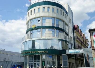 Аладатәи аоперативтә ҳазалхырҭа аҳазалхратә шәатәқәа рымшәаразы автомашьына Lexus амхара мҩаԥыргеит.