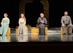 Абхазский драмтеатр готовится к премьере спектакля «Дядя Ваня»