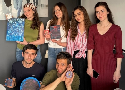 Адунеизегьтәи аҿар рфестиваль адирекциа ахаҭарнакраҿы аҿыханҵазы арҿиаратә мастер-класс мҩаԥысит