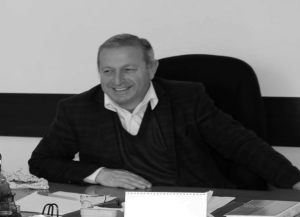 Апоет, ажурнал «Алашара» аредактор хада Анатоли Лагәлаа иԥсыжра аиҿкааразы Аҳәынҭқарратә комиссиа аԥҵоуп