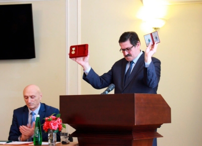 Академик Шота Арстаа удостоен Золотой  медали Академии наук Абхазии   