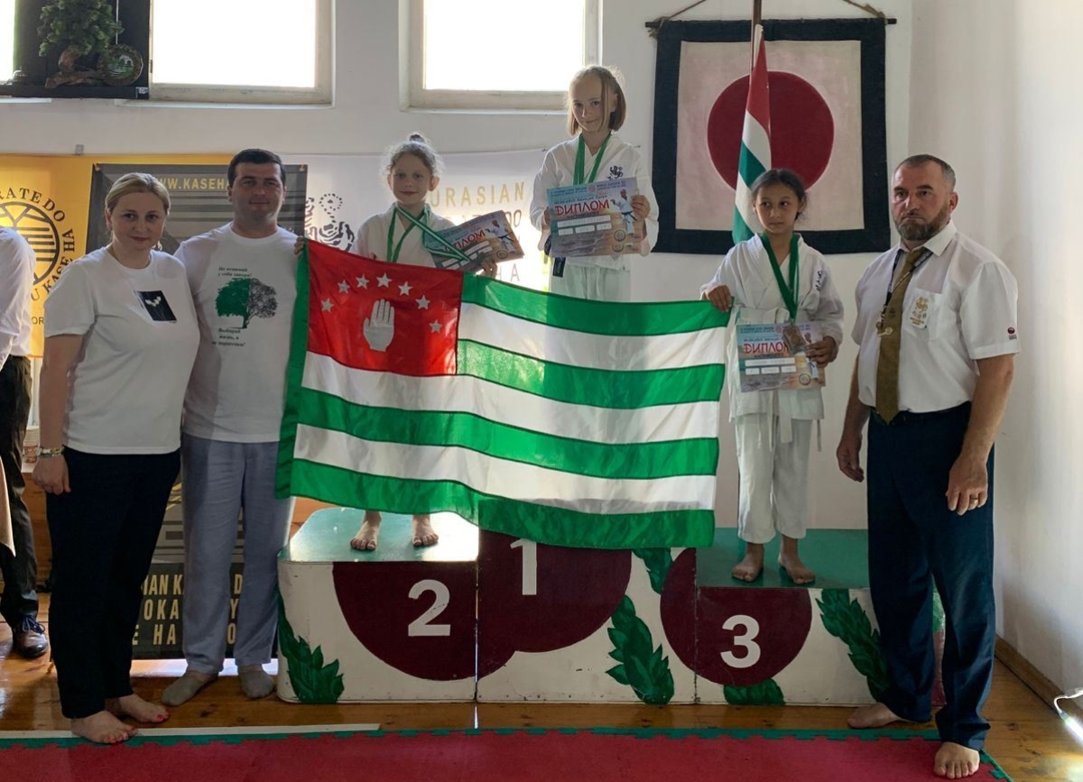 Команда Абхазии  заняла 2 место в общекомандном зачёте IV Открытого Кубка Евразии по каратэ до Шотокан Рю Казэ Ха