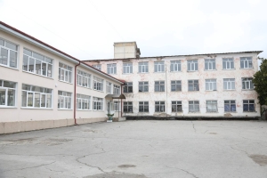 Один из корпусов школы №1 в Гудауте отремонтируют