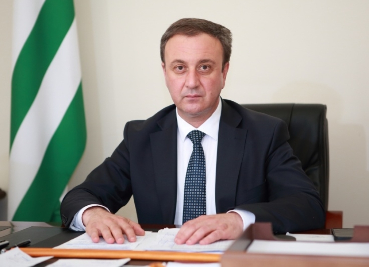 Владимир Делба поздравил коллектив редакции газеты «Республика Абхазия»