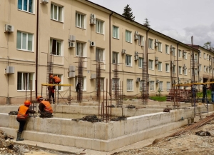 В Республиканской больнице строят специальное помещение для  ангиографа