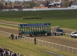 Лошади Ахры Ашуба выиграли скачки на открытии скакового сезона на Краснодарском ипподроме