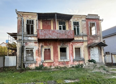 Аԥсны Жәлар Рџьынџьтәылатә еибашьраан Владислав Арӡынба ирезиденциа ахьыҟаз Гәдоуҭатәи аҩны музеины иҟалоит.