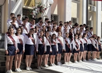Последний звонок прозвенел в школе №1 имени Баграта Шинкуба в Сухуме