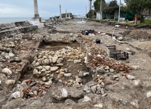 Амаҭәар ҿыцқәа ԥшаауп археологиатә жрақәа ахьымҩаԥысуа Аҟәа амшын аԥшаҳәаҿы