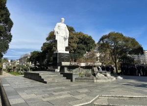 Памятник Неизвестному солдату на набережной Диоскуров реставрируют ко Дню Победы