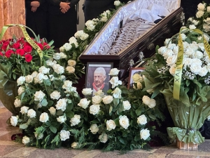 В Сухуме простились с Народным писателем Абхазии Алексеем Гогуа