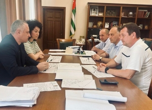 Бадра Гунба провёл совещание по подготовке к празднованию Дня Победы и Независимости Абхазии