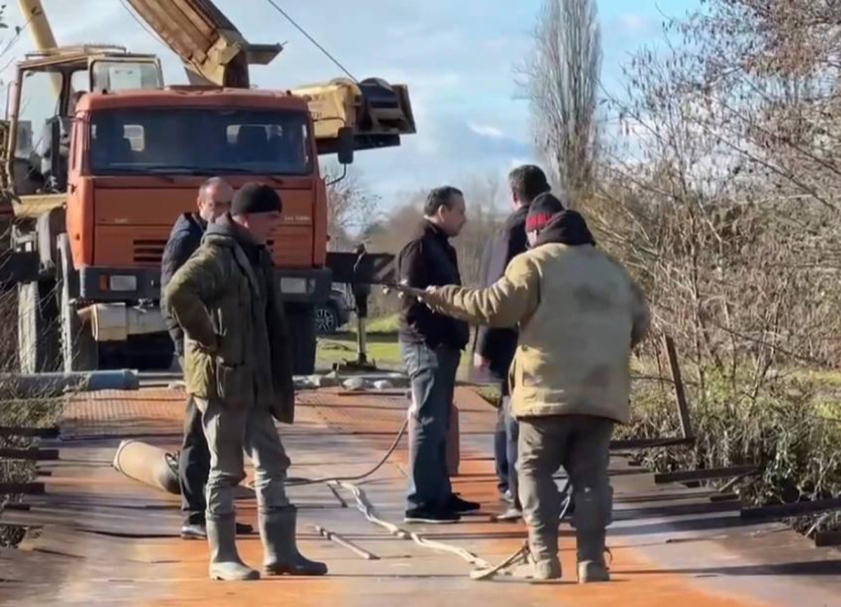 В селе Дранда приступили к  строительству нового моста