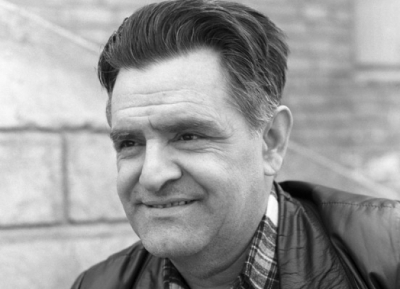 Фазиль Искандер: иахьа «Аԥсны азышәаҳәаҩ» иԥсы ҭазҭгьы 96 шықәса ихыҵуан.