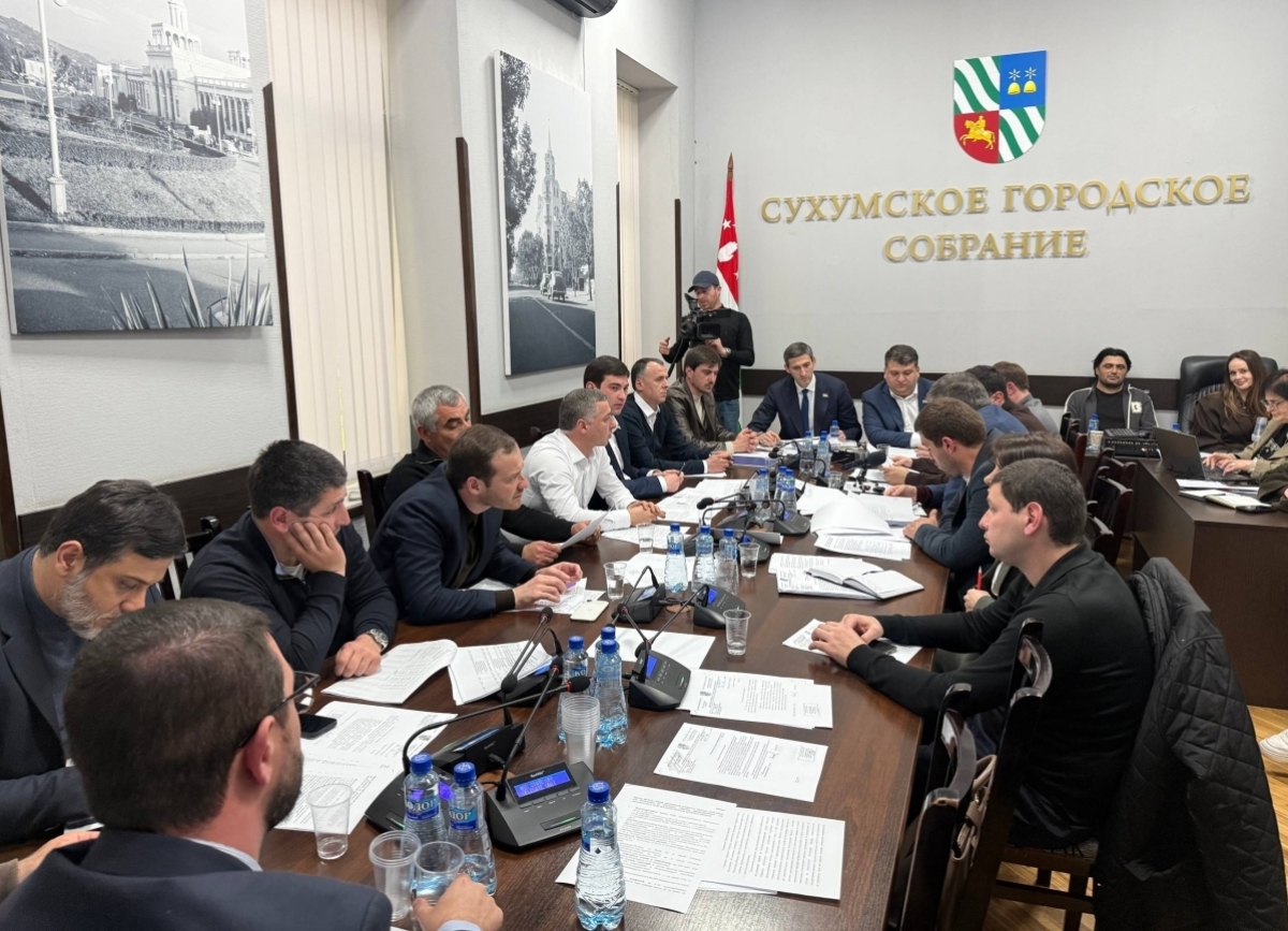 Новые нормы расчета стоянок автомобилей при выделении земельных участков  утвердили в Сухуме