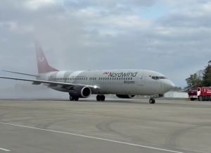 Первый прямой рейс из Омска прибыл в аэропорт Сухума