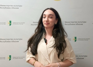 Аԥснынтәи 12-ҩык аҟыбаҩ злоу ахәыҷқәа Москва ақалақь аҿы имҩаԥысуа IV Жәларбжьаратәи ахәыҷтәы культуратә форум рхы аладырхәраны иҟоуп.