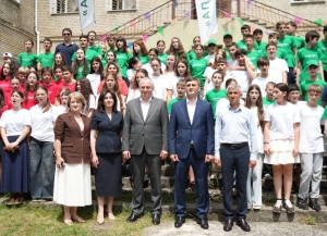 Бадра Гунба посетил детский лагерь «Аԥеиԥш»