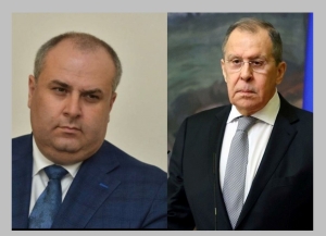 Одиссей Бигвава поздравил Сергея Лаврова с Днем России