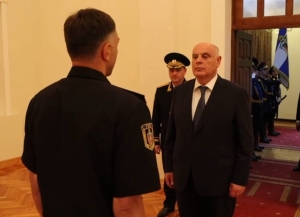 Аслан Бжания принимает участие в торжественной церемонии, приуроченной ко дню образования ГСО РА  