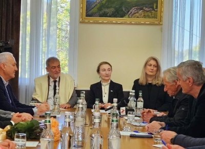 Встреча с руководителем Федерации абхазских культурных центров Яузом Атрышба состоялась в Общественной палате