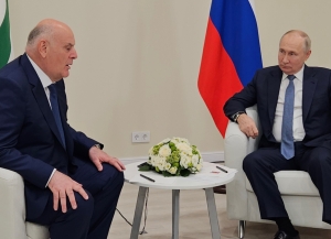 В Сочи завершилась встреча Аслана Бжания и Владимира Путина