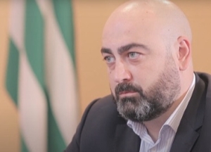 «У человеческой жизни нет цены»: Теймураз Хишба встретился с индивидуальными предпринимателями в Юпшарском каньоне