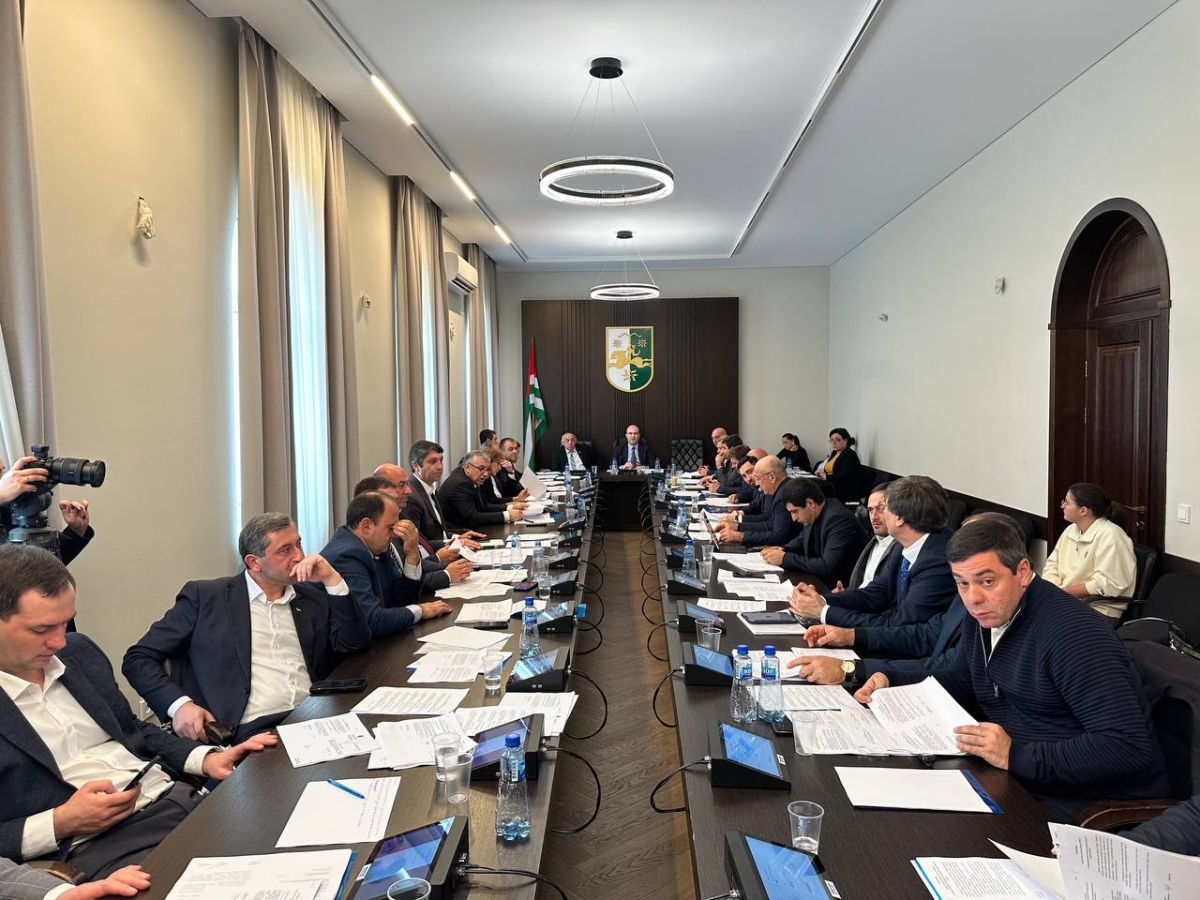 Парламент принял проект «О внесении изменения в статью 212 Кодекса Республики Абхазия «О судопроизводстве по делам об административных правонарушениях»