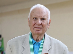 Амҵәышәмпыл азы Урыстәыла Асоветтә Федералтә Социалтә Республикеи (РСФСР) Аԥсни зҽаԥсазтәыз азыҟаҵаҩ Алеқсандр Банников иԥсҭазаара далҵит.