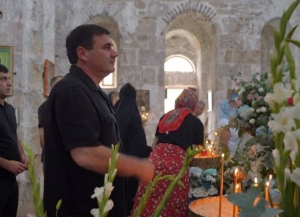 Аҳәынҭқарра Ахада ихаҭыԥуаҩ Беслан Бигәаа Анцәадзыхшаз Лылацәеиқәыԥсара амш аҳаҭыраз Мықәтәи ауахәамаҿы имҩаԥгаз анцәаимҵаныҳәара далахәын.