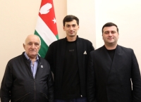 Встреча с известным теннисистом Аленом Авидзба состоялась в Госкомспорте