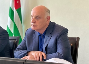 Аслан Бжания: у нас у всех одна цель, мы хотим, чтобы жизнь в стране стала лучше   