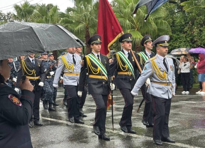Парад в честь 32-й годовщины Дня Победы состоялся в Сухуме
