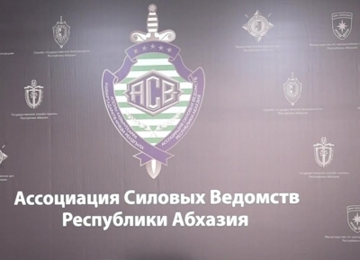 Первый интерактивный урок безопасности в Абхазии: дети учатся спасать жизни