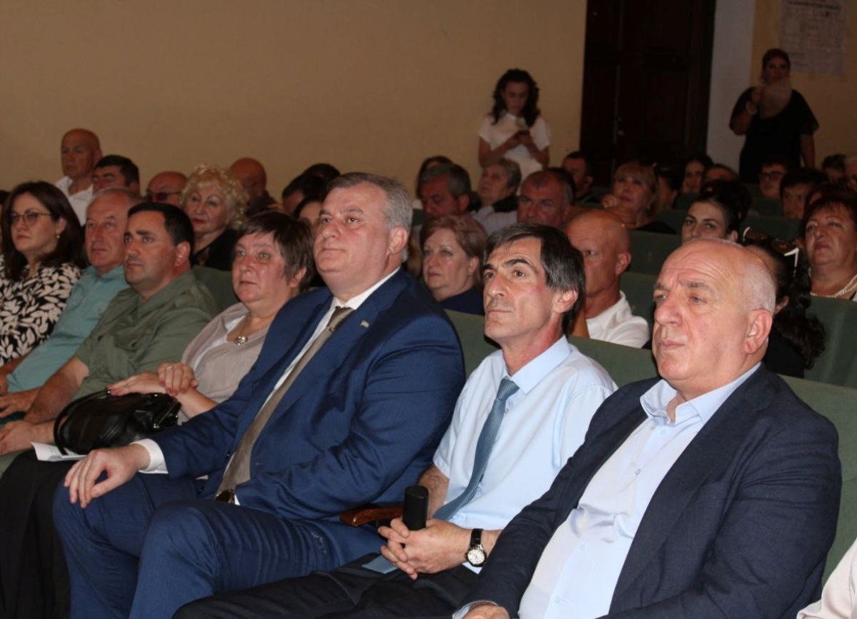 Торжественное мероприятие, посвященное 100-летию Республиканской санитарно-эпидемиологической службы, провели в городе Гал