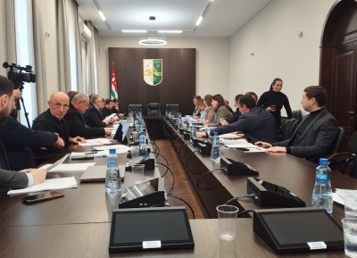 Профильный комитет рекомендовал принять сметы расходов Нацбанка, аппарата омбудсмена и самого Парламента