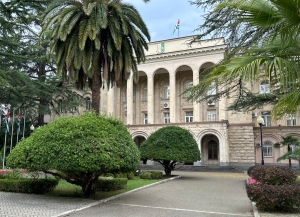 Администрация Президента: законодательство Абхазии не допускает приватизации или отчуждения резиденции и государственных президентских дач      