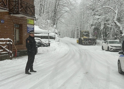 УГАИ МВД: проезд на Рицу без зимней резины запрещен